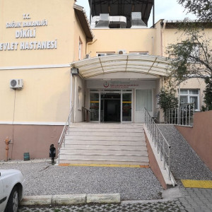 Dikili Devlet Hastanesi Giriş